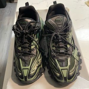 Balenciaga Track 2 size 42